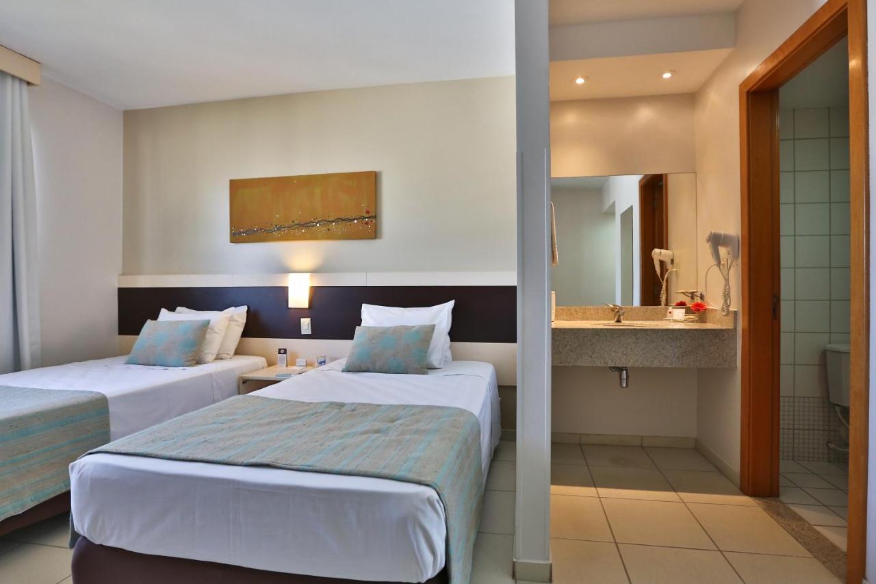 Comfort Hotel Goiânia Esterno foto