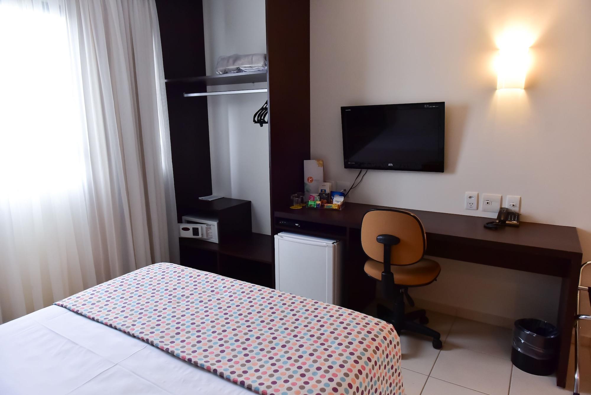 Comfort Hotel Goiânia Esterno foto