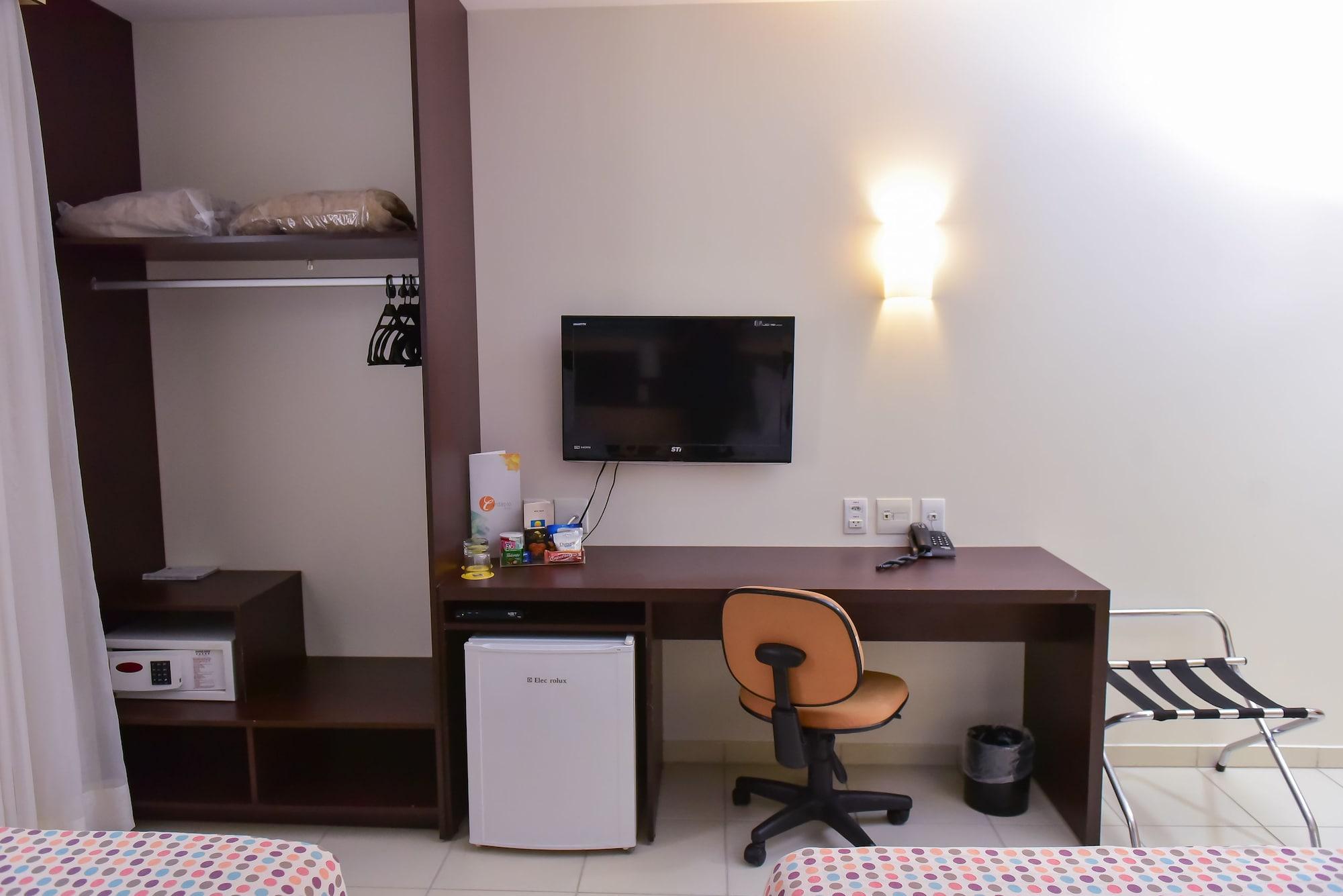 Comfort Hotel Goiânia Esterno foto