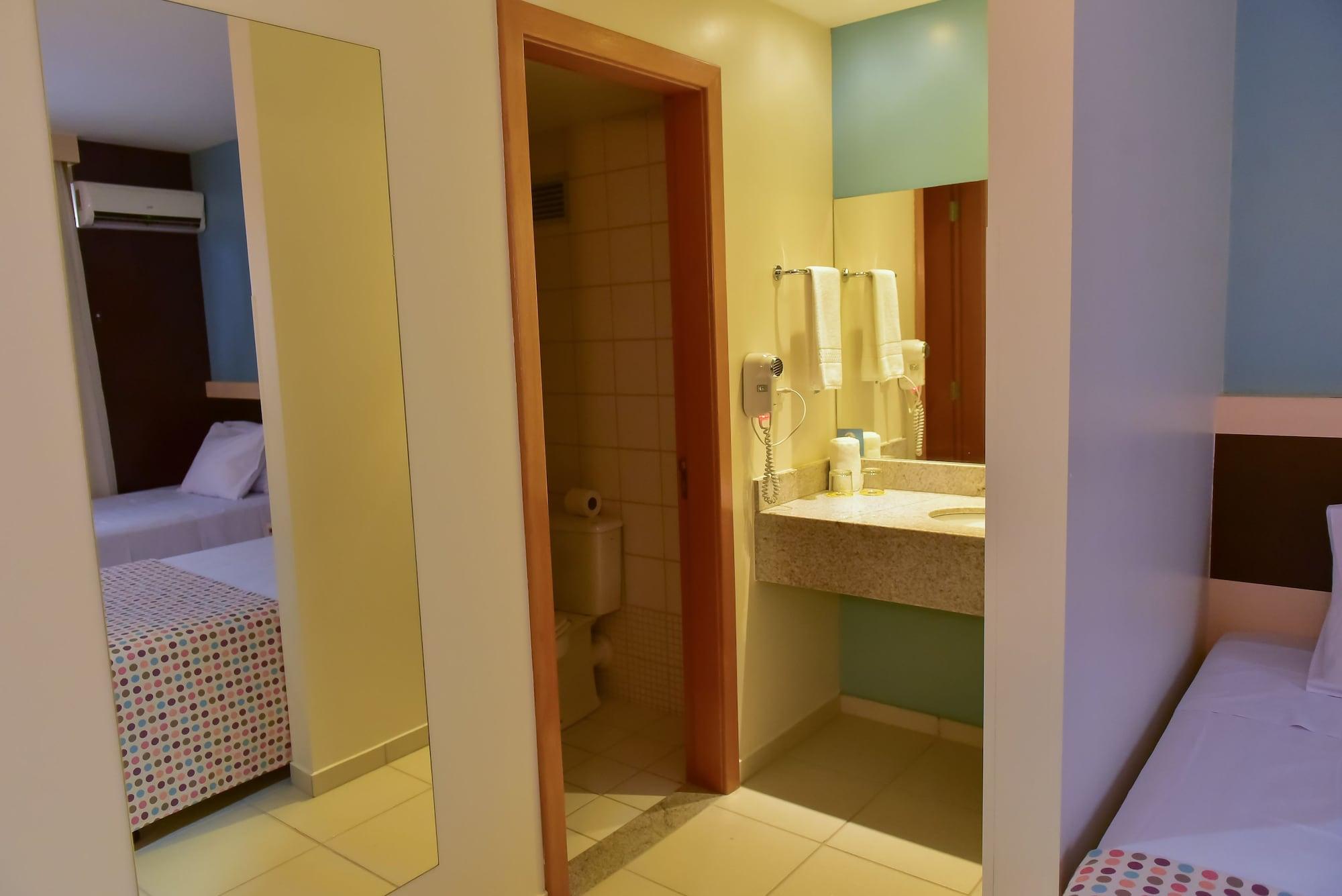 Comfort Hotel Goiânia Esterno foto