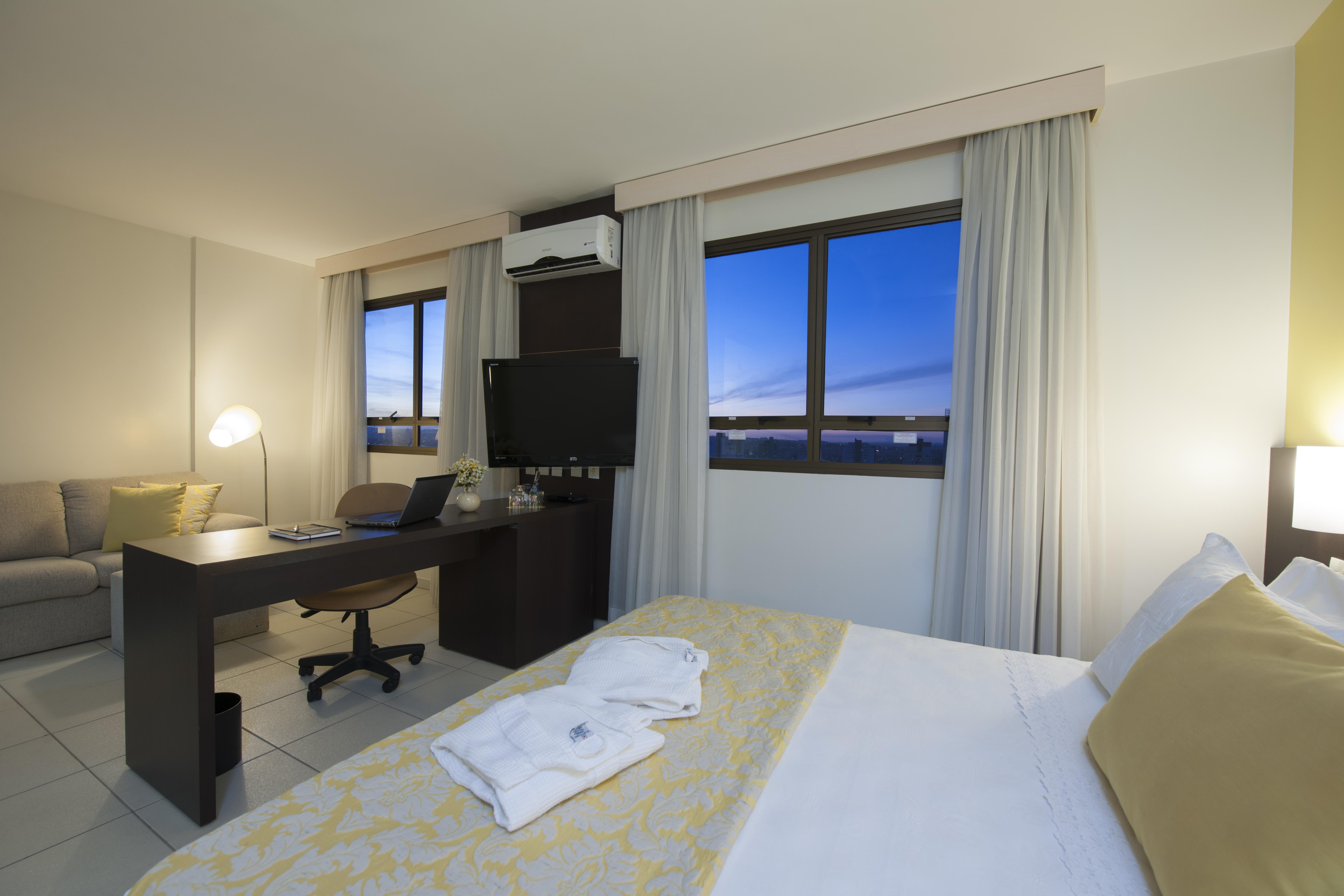 Comfort Hotel Goiânia Esterno foto