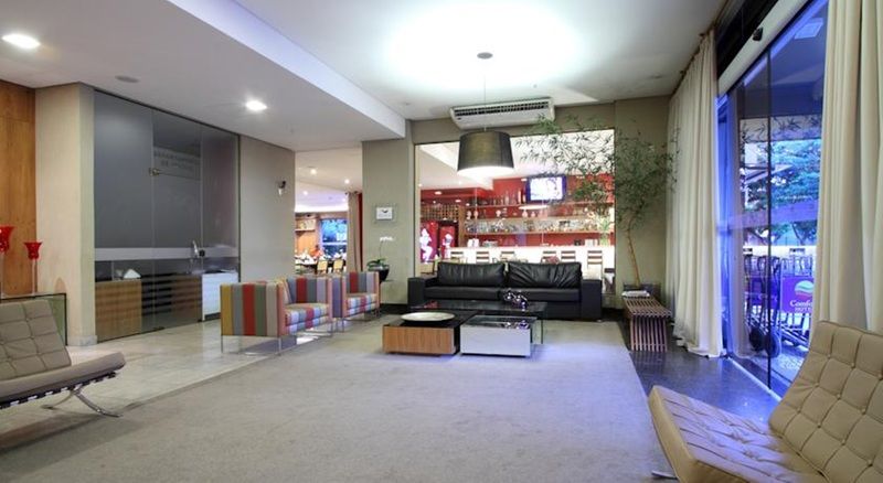 Comfort Hotel Goiânia Esterno foto